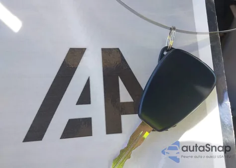 2005 Chrysler Town & Country Limited from USA, damaged, VIN 2C4GP64L75R339126